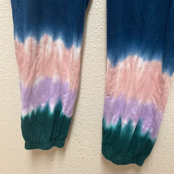 Women's Tie-Dye Jogger Pants - Picture 4 of 5